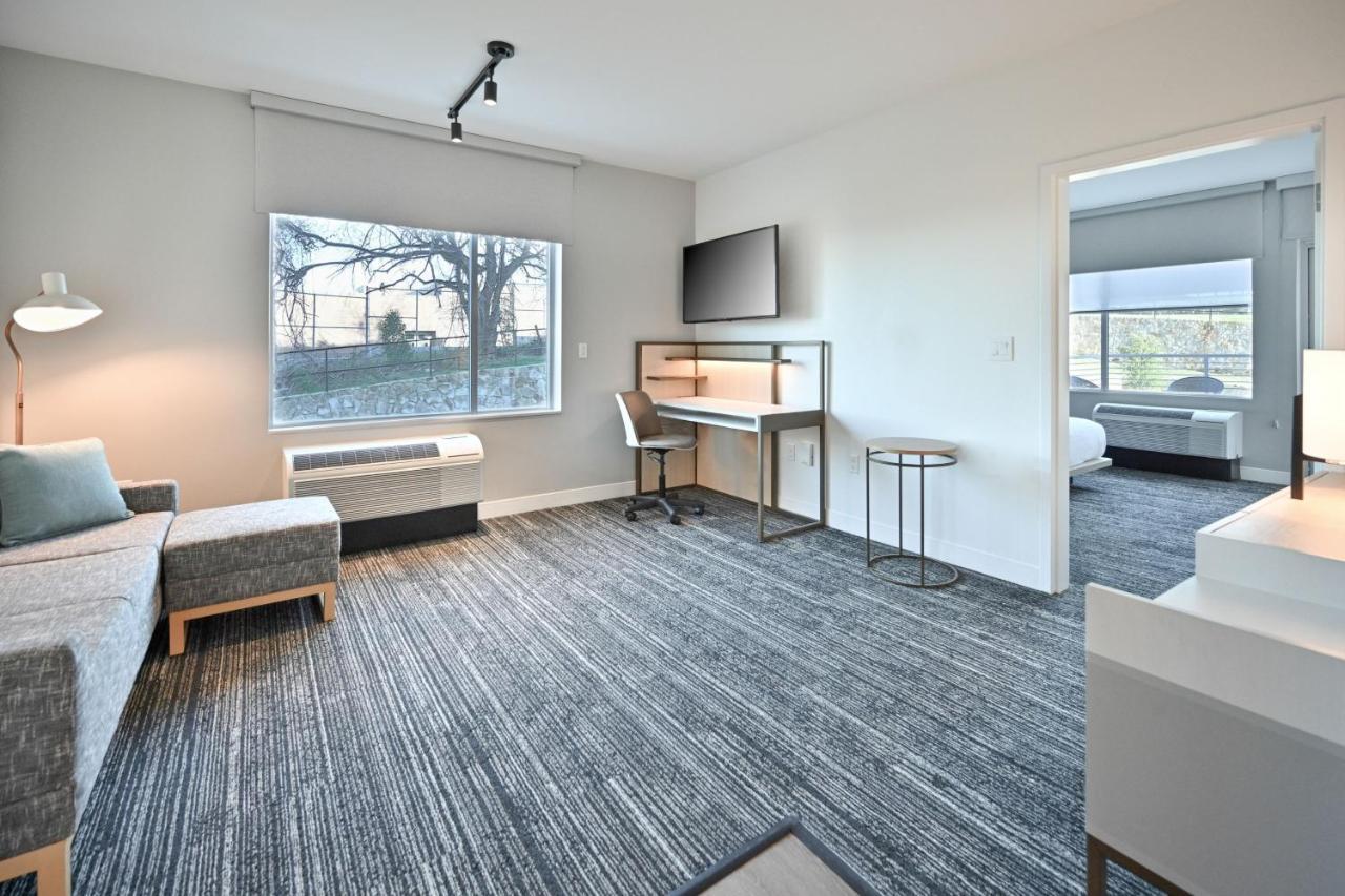 Towneplace Suites By Marriott Dallas Рокволл Екстер'єр фото